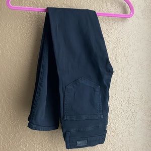 PAIGE Verdugo Jeans in black